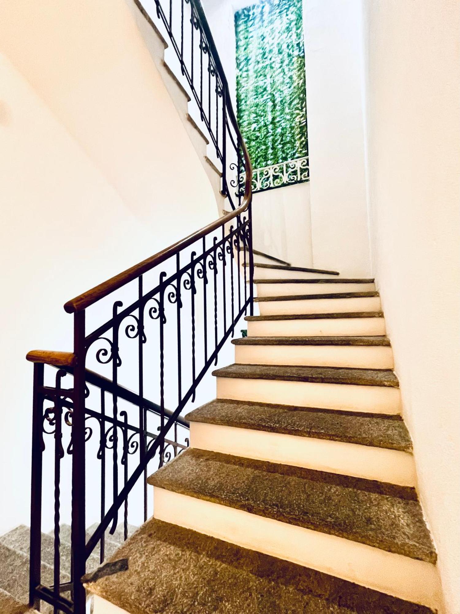 Guesthouse University By Lr - Self Check In Lugano Exterior foto